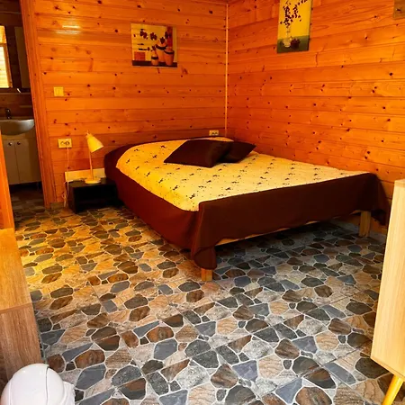 אכסניה Casa Nita קורבו